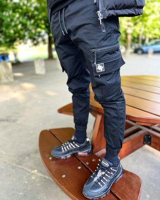 CLASSIC LOGO CARGOS - BLACK